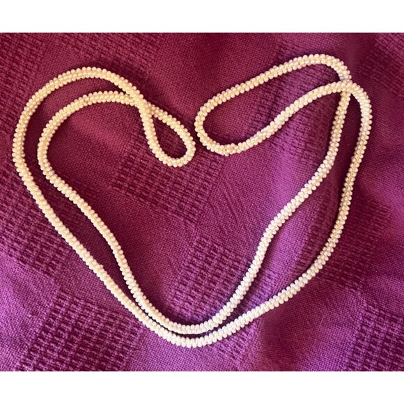 Vintage Jewelry Set Seed Pearl Necklace PLUS Clip Earrings Lightweight Ballet - Picture 4 of 12